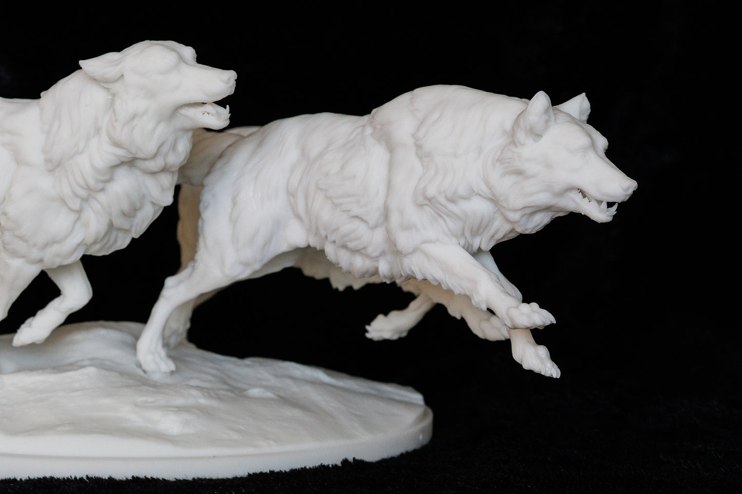 Running Arctic wolf trio - White ready to paint