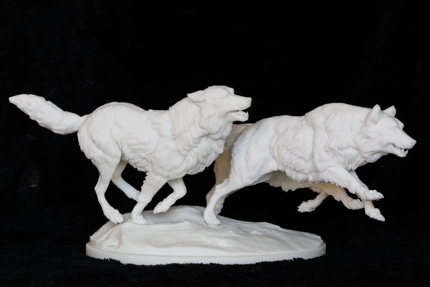 Running Arctic wolf trio - White ready to paint