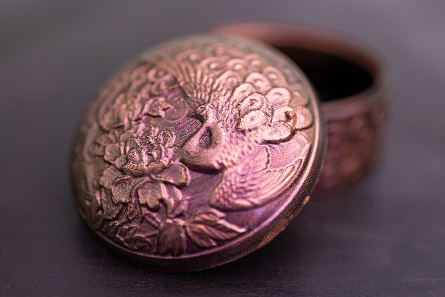 Oriental peacock jewellery / ring box Medium