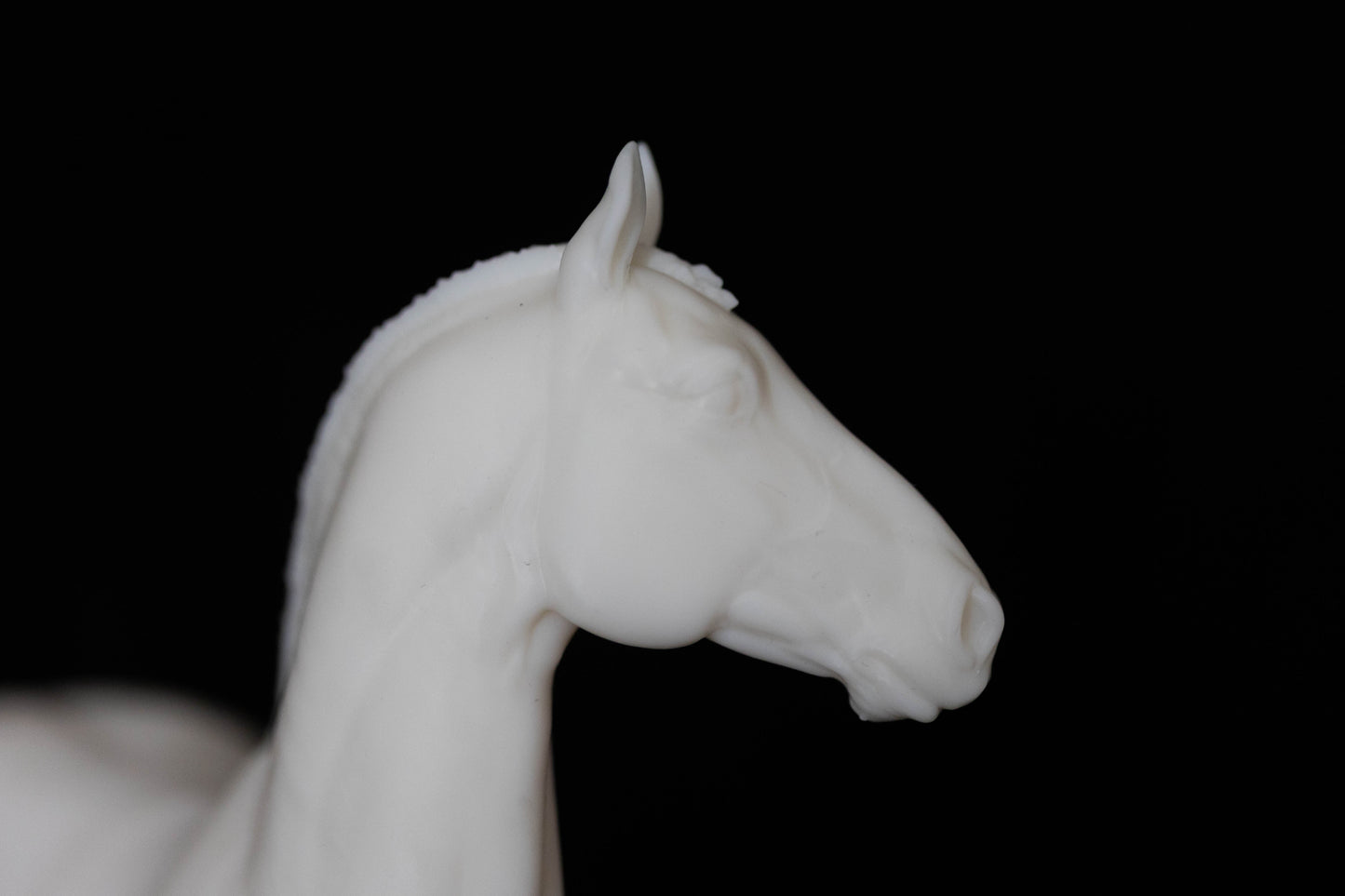 *mirrored version* Traditional scale Grade horse / Cob - White resin ready to paint - Pre - Order - LTD TO 10 COPIES