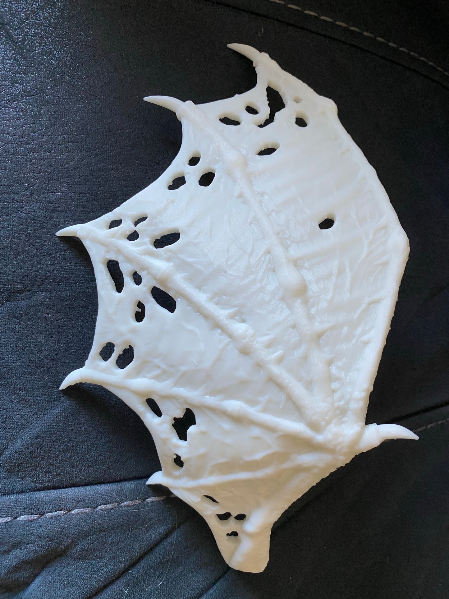 Demon Resin Wings for Model Horse Breyer / resin custom - White ready to Paint