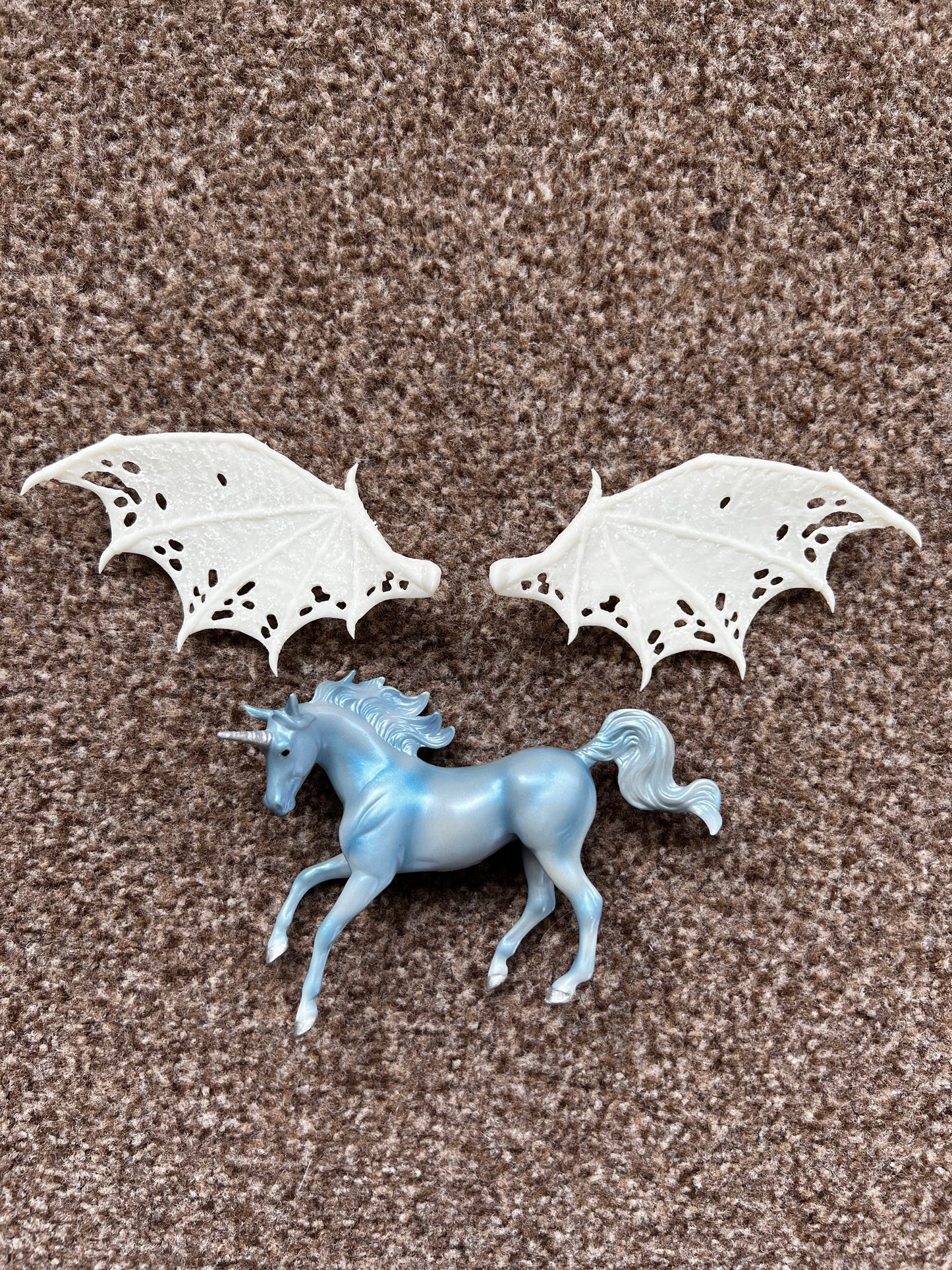 Demon Resin Wings for Model Horse Breyer / resin custom - White ready to Paint