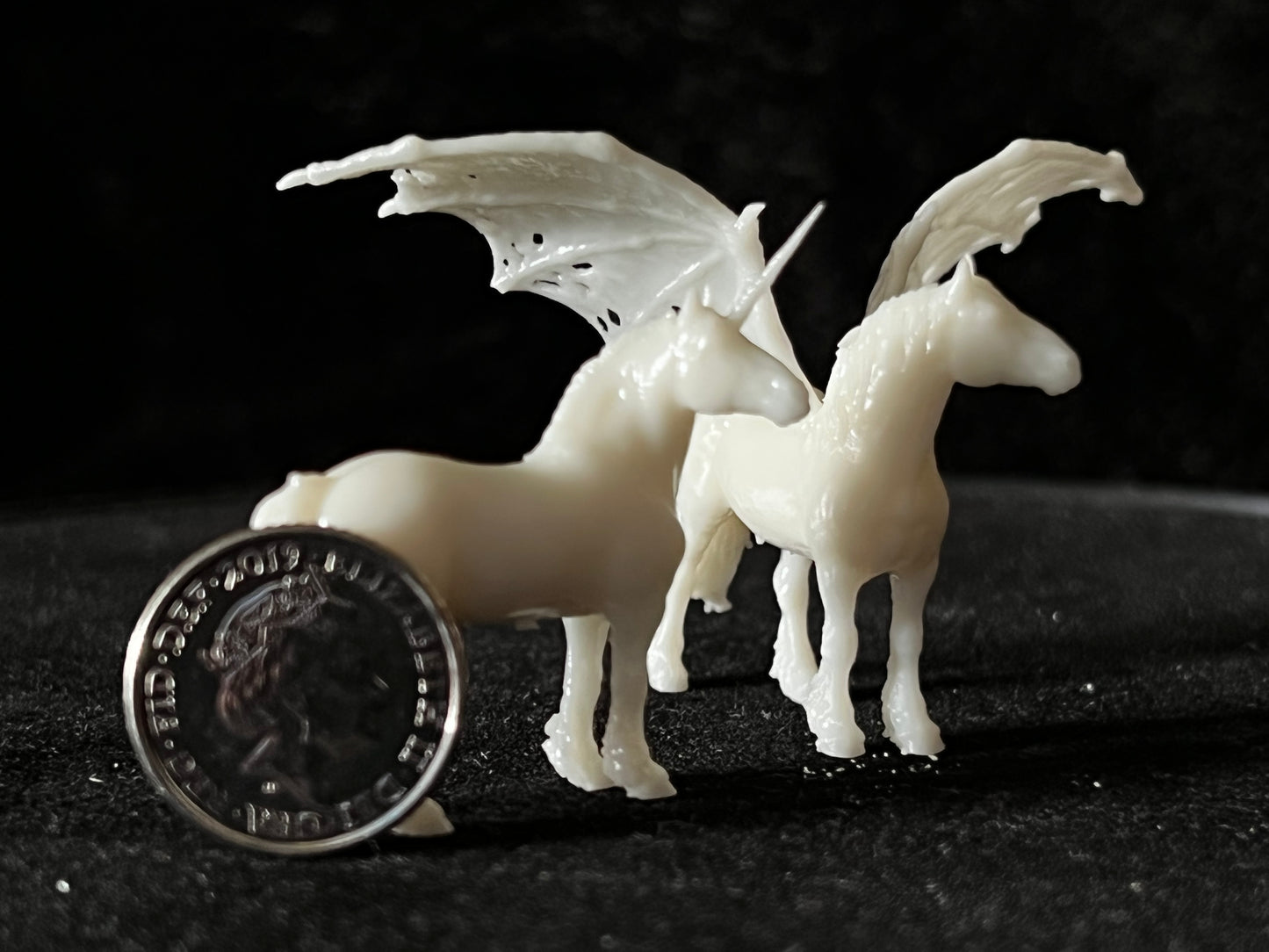 Ying and Yang Pegasus and Unicorn Micros - White resin ready to prep / paint
