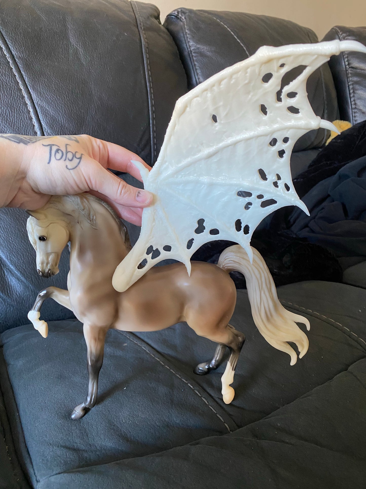 Demon Resin Wings for Model Horse Breyer / resin custom - White ready to Paint