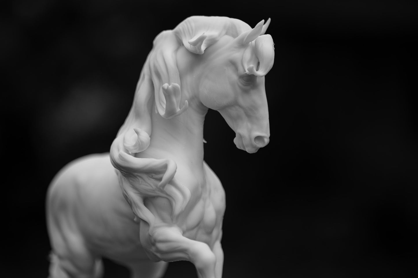 Andalusian stallion HFH exclusive Spanish horse model Horse artist resin - White resin figurine - Unpainted