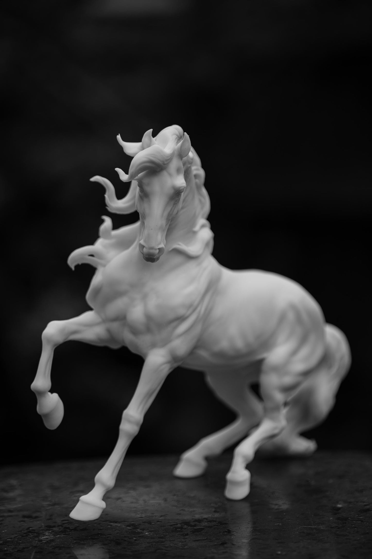 Andalusian stallion HFH exclusive Spanish horse model Horse artist resin - White resin figurine - Unpainted