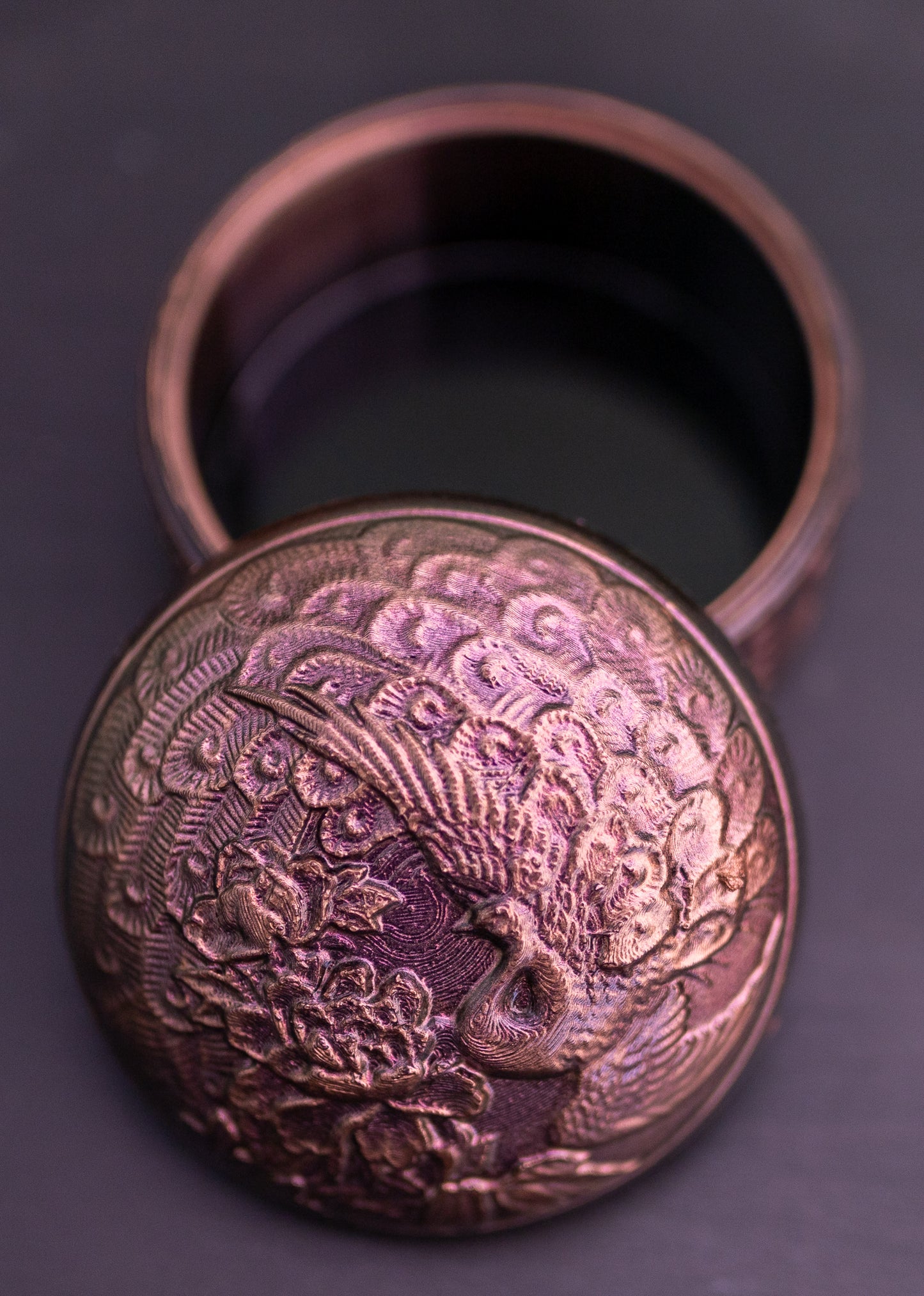 Oriental peacock jewellery / ring box Medium