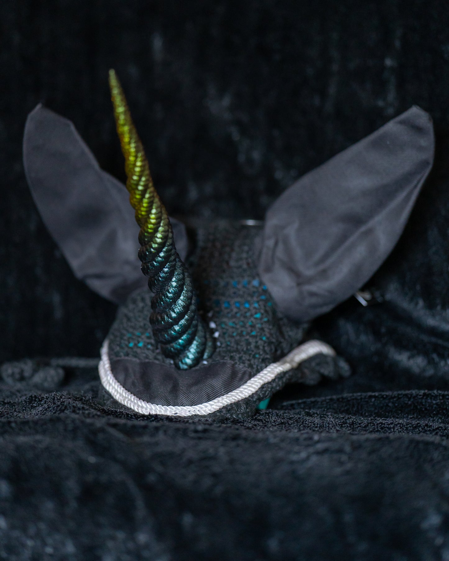 Unicorn Horn Fly veil for real Horse / Pony with 29CM Horn