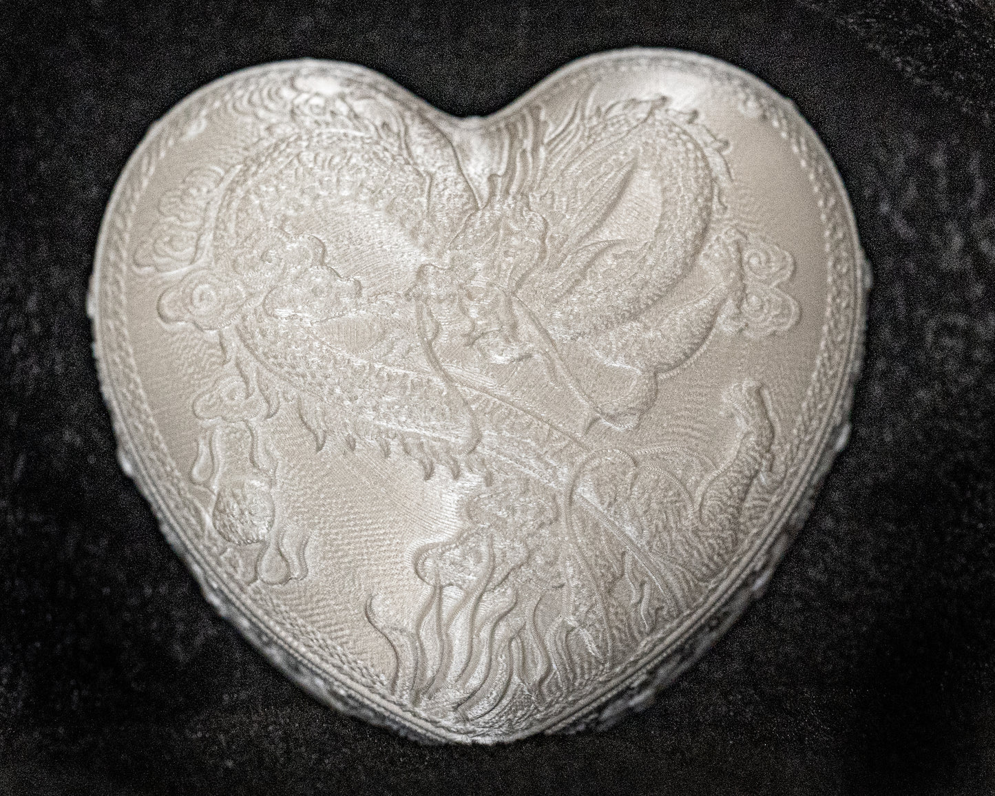 Heart Shape Luck dragon jewellery / ring box LARGE