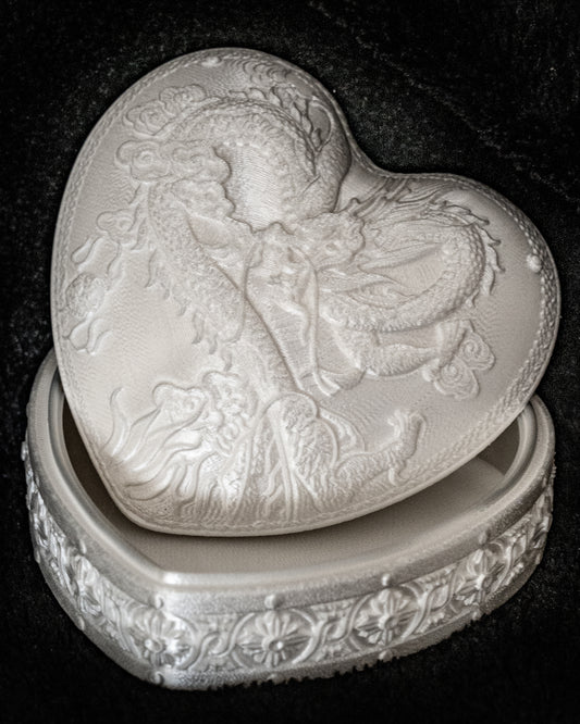 Heart Shape Luck dragon jewellery / ring box LARGE