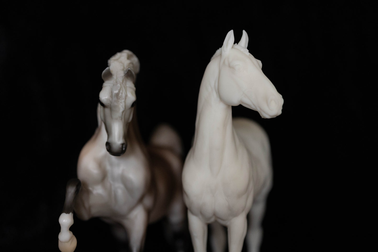 *mirrored version* Traditional scale Grade horse / Cob - White resin ready to paint - Pre - Order - LTD TO 10 COPIES