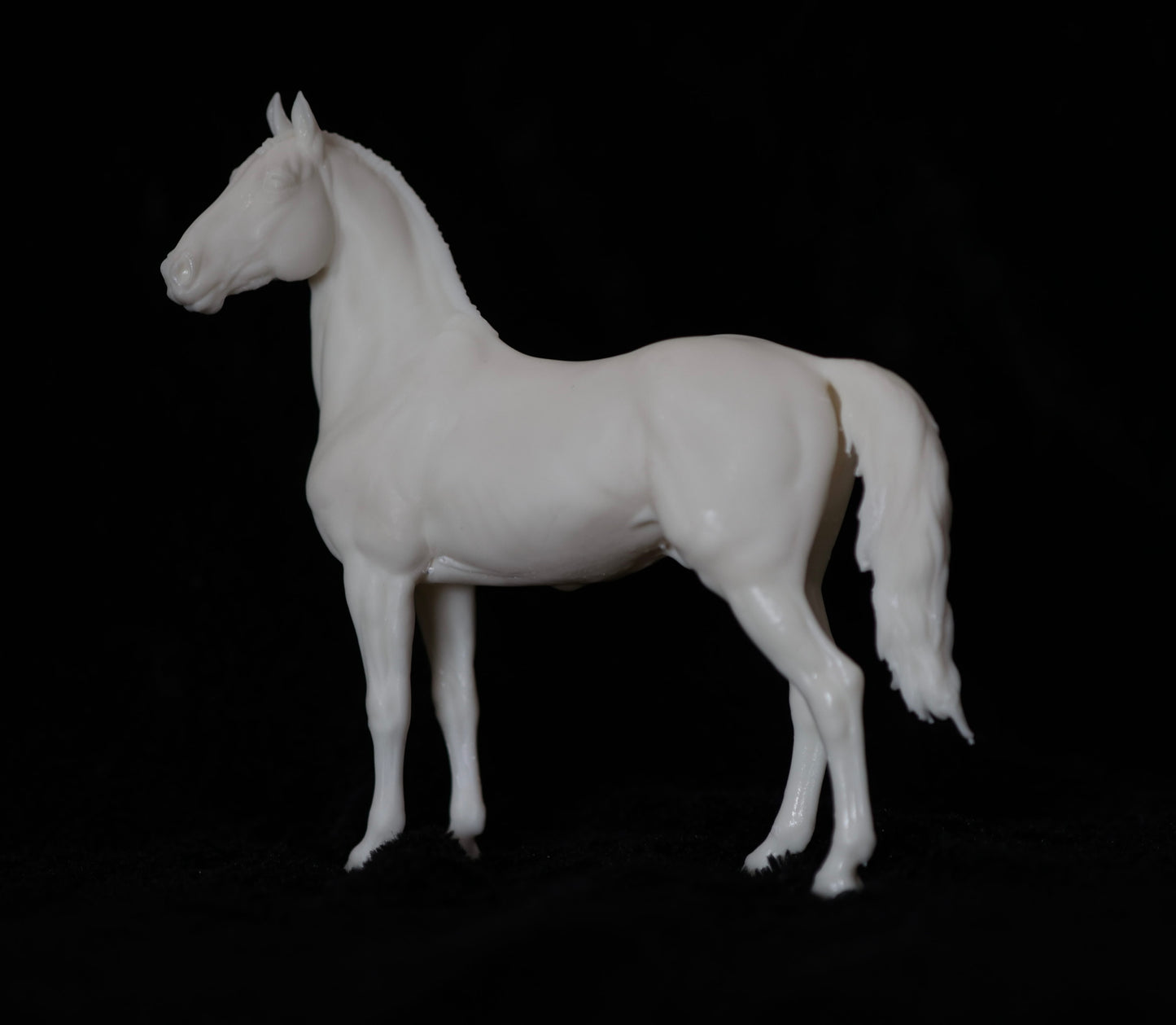 Classic scale Grade horse / Cob "Brutus" - White resin ready to paint - Pre - Order