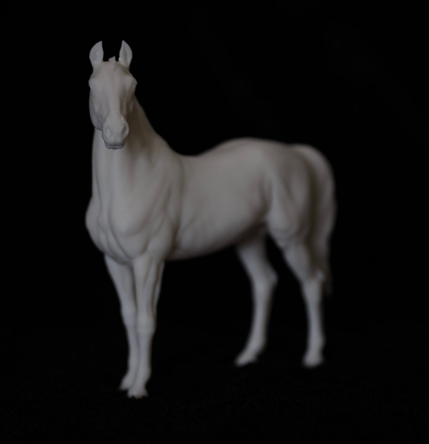 Classic scale Grade horse / Cob "Brutus" - White resin ready to paint - Pre - Order