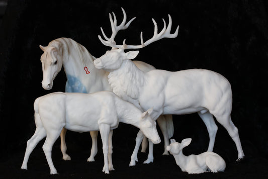 Red deer set of 3 - white ready to paint