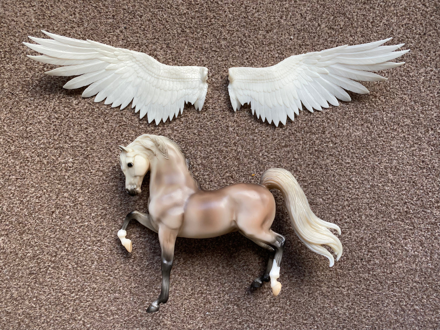Angel type 2 Resin Wings for Model Horse Breyer / resin custom - White ready to Paint